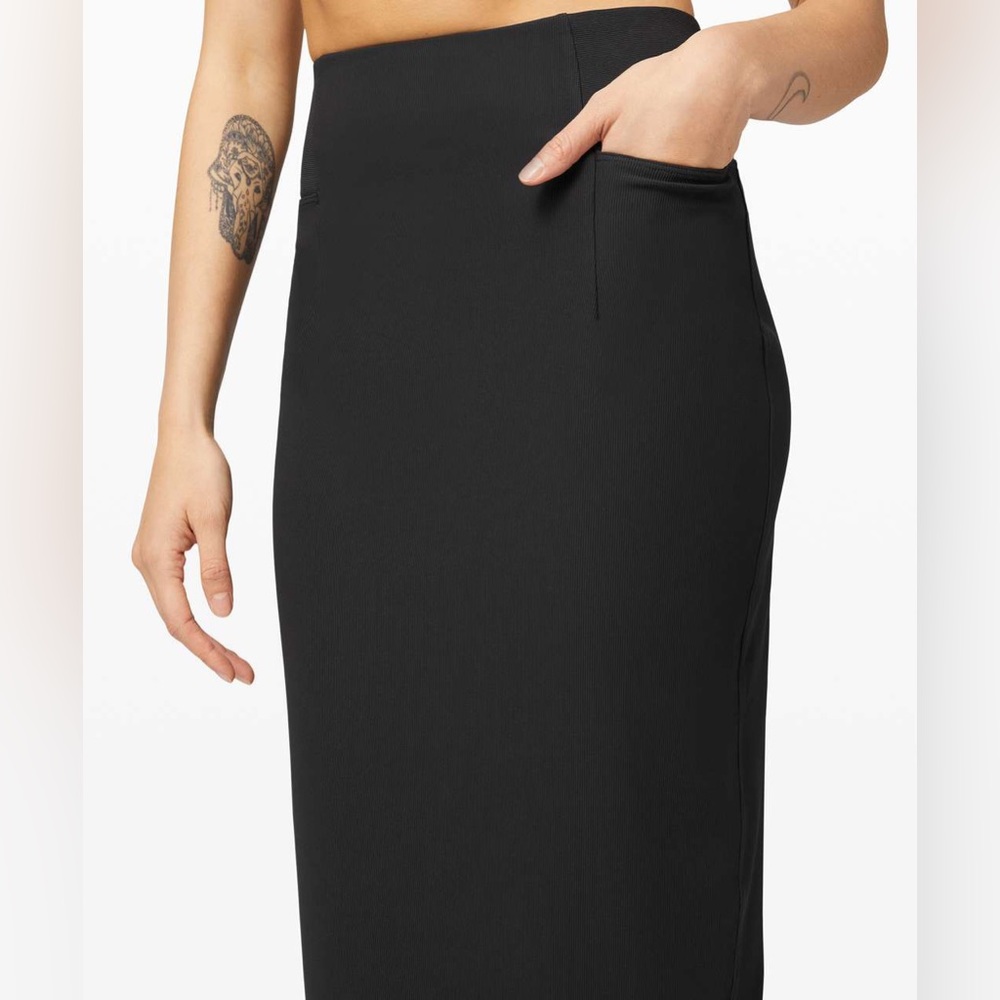 Lululemon A New Route Skirt, Black